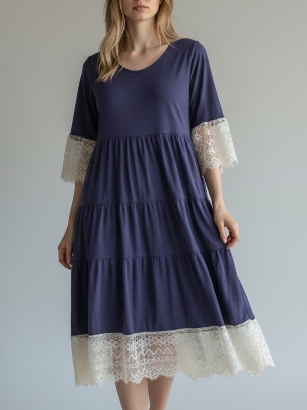 NEW• Bohemian Chic Women’s Purple Lace-Trim Tiered Flowy Dress• M